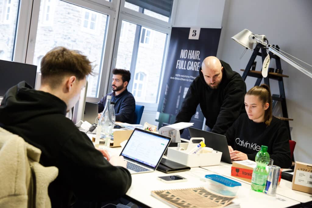 Das Team von better be bold bei der Arbeit